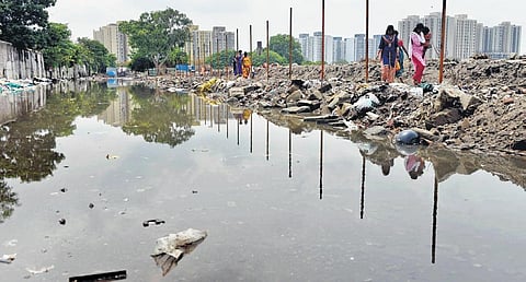 Waterlogging on Stephenson Road in Perambur | R Satish Babu