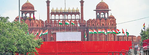 Delhi Police ramps up measures such as deploying kite flyers to stop any manned or unmanned flying objects reaching Red Fort, sealing shops to ensure tight security is mantained before I-Day