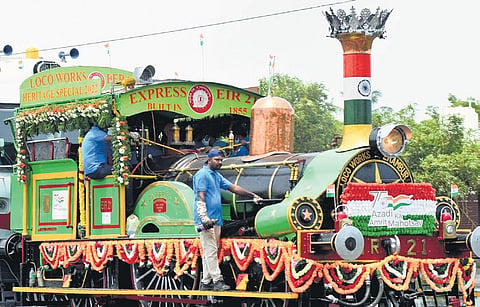 Southern Railway launched a heritage run from Egmore to Kodambakkam with the world’s oldest steam locomotive in the nation | Ashwin prasath