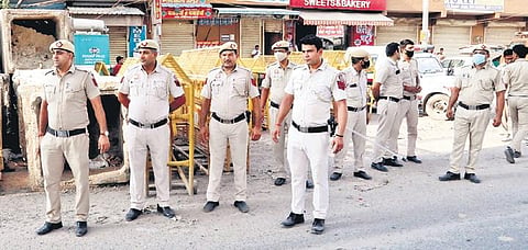 Cops stand guard at Tikri border in the wake of farmers’ protest on Sunday | Express