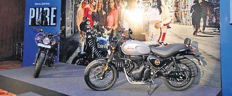 Royal Enfield's Hunter 350.