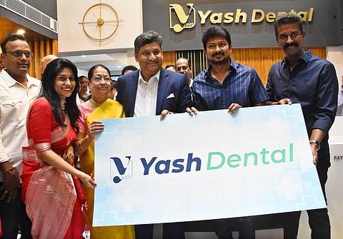 The 10th centre of Yash Dental was opened at Kamaraj Avenue, Adyar, on Wednesday in the presence of Udayanidhi Stalin, MLA and actor. (Photo | Ashwin Prasath, EPS)
