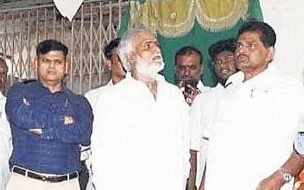 HR&CE Minister Sekar Babu inspecting Tiruchendur Murugan temple | Express