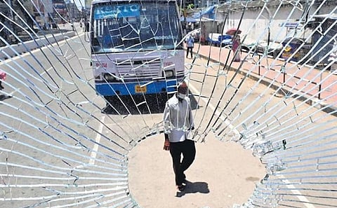 The windshield of a KSRTC bus broken following stone pelting in the PFI hartal in capital city on Friday | Vincent Pulickal