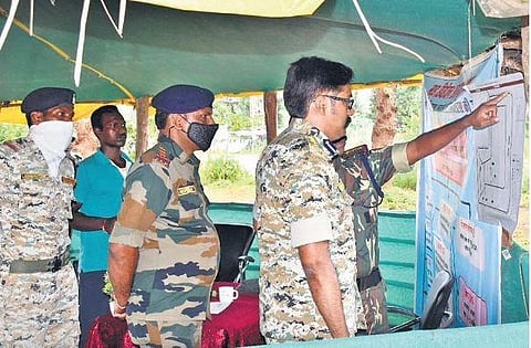 Bastar IG Sundarraj P and his team review the plan of operation | Express