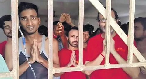 Inmates pleading before officials to release them | Express