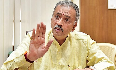 Senior BJP leader  Vishweshwara Hegde Kageri