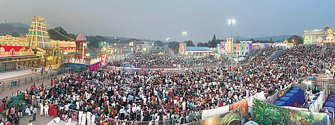 On day five of the Navaratri Brahmotsavams, the four mada streets of Tirumala reverberated with the ‘Govinda Namam’. In  a first, devotees were allowed under the palanquin | Express