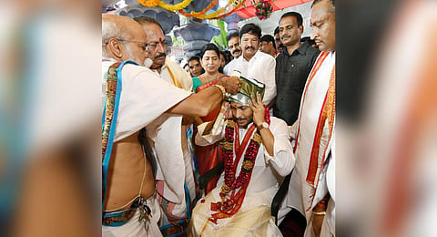CM Jagan was given a traditional welcome with poornakumbham on the arrival by the priests.