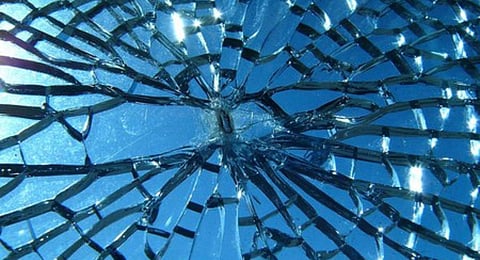 How it works: Glass, a matter of its own