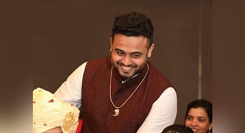 An old photo of Mrinal, son of Minister Laxmi Hebbalkar, wearing a ‘tiger claw’ pendant.