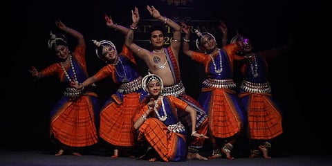 Various dance forms such as Kuchipudi, Odissi, Kathak, Mohiniyattam, Perini, and Bharatanatyam were presented by the artists. 