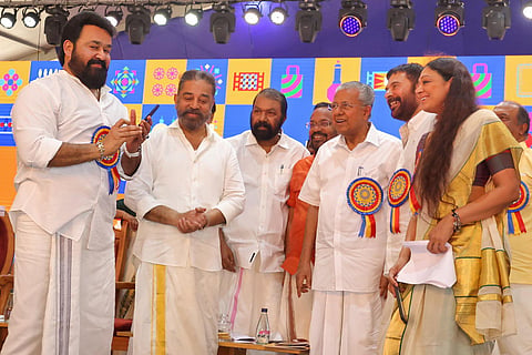 Mohanlal takes a selfie with CM Vijayan, actors Kamal Hassan, Mammootty, Shobhana, ministers V Sivankutty and K Rajan during the inaugural session of Keraleeyam. (BP Deepu)
