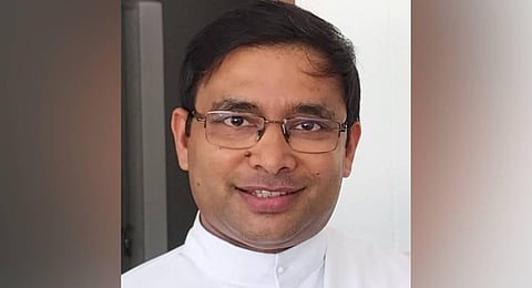  Fr Thomas (Aji) Puthiyaparambil.