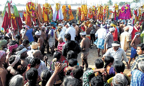 People performing poojas to in during fesival procession in Palnadu I Express
