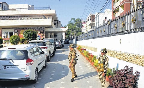 Security personnel at the residence of Congress MP Dhiraj Prasad Sahu in Ranchi. (Photo| PTI)