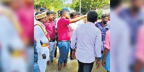 Collector Vishnu Chandran inspects inundated areas in Sayalkudi | Express