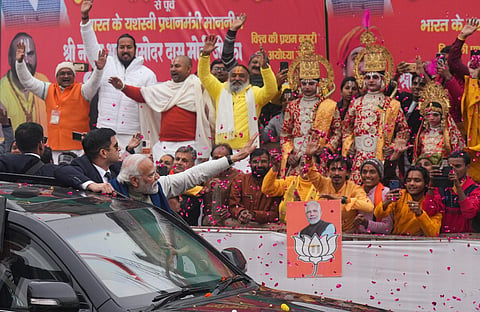 Prime Minister Narendra Modi welcomed by Uttar Pradesh Chief Minister Yogi Adityanath. (Twitter)