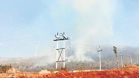 Smoke emanates from a fire near Kappatagudda | express