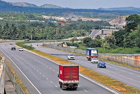 Bengaluru-Mysuru Expressway | Vinod Kumar T, EPS)
