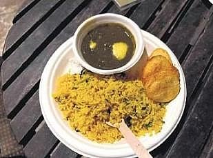 Sindhi cuisine offered quite a few vegetarian delicacies with an excellent culmination of easy-to-make recipes, traditional spices and vegetables, such as Sai Bhaji, Aloo Tuk and Bhuga Chawal.