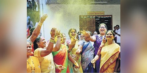 ​  Telugu Mahila activists celebrate the victory of TDP in the North Andhra Graduates’ Constituency MLC election in Visakhapatnam on Saturday I G satyanarayana  ​