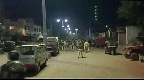 FILE PHOTO: A clash broke out between groups in the Kiradpura area of Chhatrapati Sambhaji Nagar (earlier known as Aurangabad) on Wednesday night. (Photo | ANI Twitter)