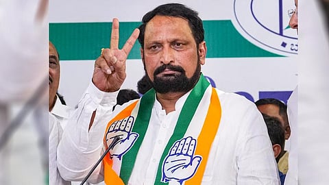 Congress leader Laxman  Savadi
