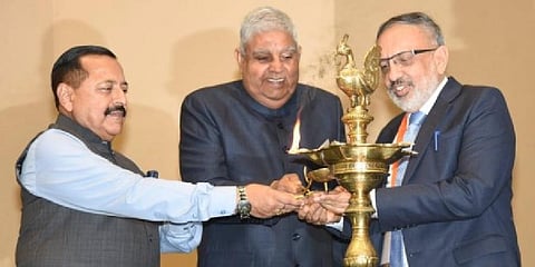 Vice President Jagdeep Dhankar inaugurating the 16th Civil Services Day celebrations at Vigyan Bhawan in New Delhi  (Photo | Twitter)