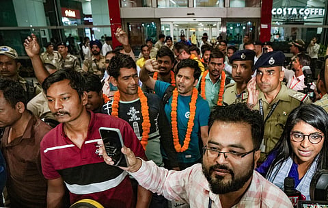 Indians evacuated from violence-hit Sudan under Operation Kaveri arriving at the IGI Airport in New Delhi. (File Photo | PTI)
