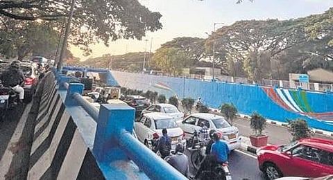 Traffic jam hasn’t even spared the newly inaugurated underpass on Old Airport Road. (Photo | Nagaraja Gadekal, KP Prasunna, EPS)