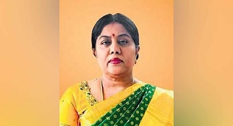 Newbies hit nadir, Mrs Manjula Limbavali sails through 