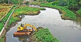 Axis Bank’s lake cleanliness drive in Hyderabad enters Asia Book of Record