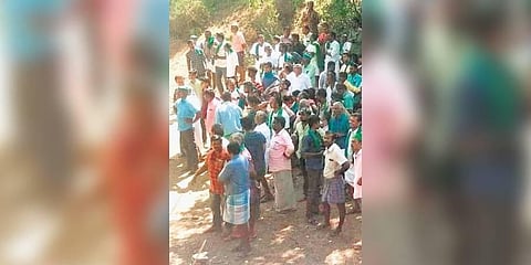 ​  Heated arguments broke out between farmers who support and oppose the project at Arachalur | Express ​