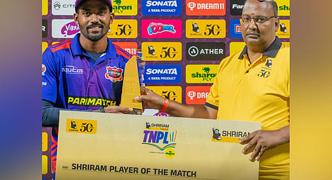 P Bhuvaneswaran with his Player of the Match award. (Photo | TeamTiruppur Twitter)