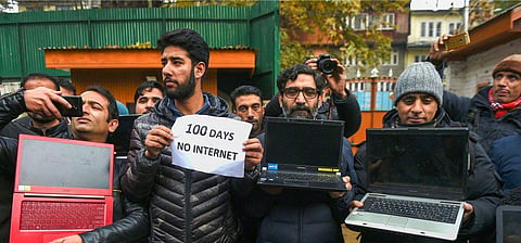 FILE PHOTO: Kashmiri journalists protest against an internet shutdown in Srinagar in November 2019. (PTI) 