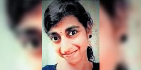Rakhi Mol