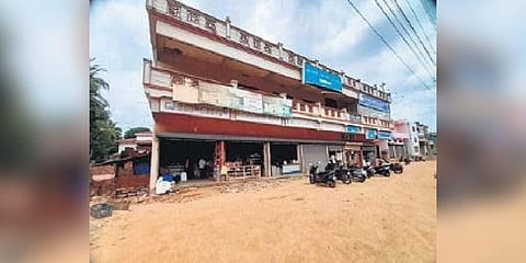 The building near Mangaluru which is being shifted to a new location | Express