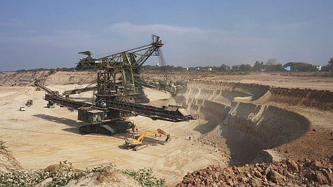 Samples collected within an 8 km radius from the NLC mines and thermal power plants were found to contain Aluminium, Fluoride, Iron, Manganese, Magnesium, Mercury and Selenium in high concentration.