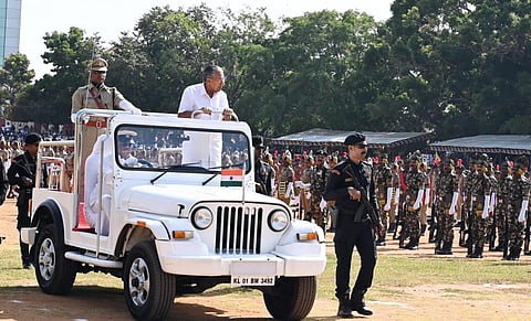Chief Minister  Pinarayi Vijayan checking the guard of honour held in connection with the 76th Independence Day at Central Stadium in Thiruvananthapuram. (Photo | ENS)