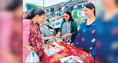 Dehradun Diary: Rural women make Rakhi from pine leaves