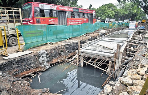 Barricades in more than 50 locations lead to traffic congestion | P Jawahar
