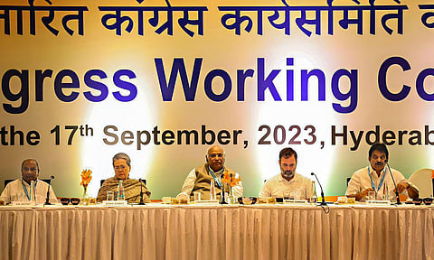 AICC president Mallikarjun Kharge, Congress Parliamentary Chairperson Sonia Gandhi and leaders Rahul Gandhi, KC Venugopal and AK Anthony at the CWC meet, Sept 17, 2023. (Photo | PTI)