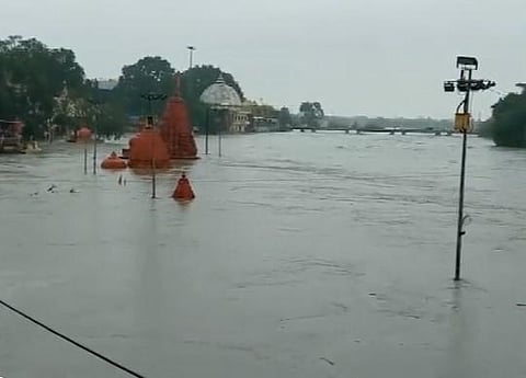 Temples situated on the banks of the Shipra River in the Ujjain district have been submerged in water due to a spate in the river. (Photo | ANI)