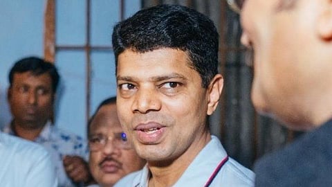 VK Pandian.