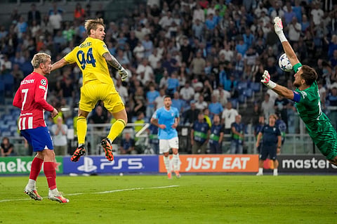 Lazio's goalkeeper Ivan Provedel scoring the equalizer against Athletico MAdrid. (Photo | AP)