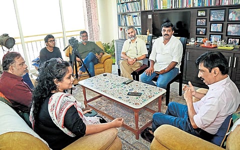 KK Muhammed with TNIE team.
