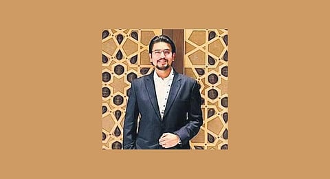 Dr Aviral Mathur