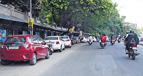 Not fine!: Parking restrictions imposed in Thiruvananthapuram lead to chaos