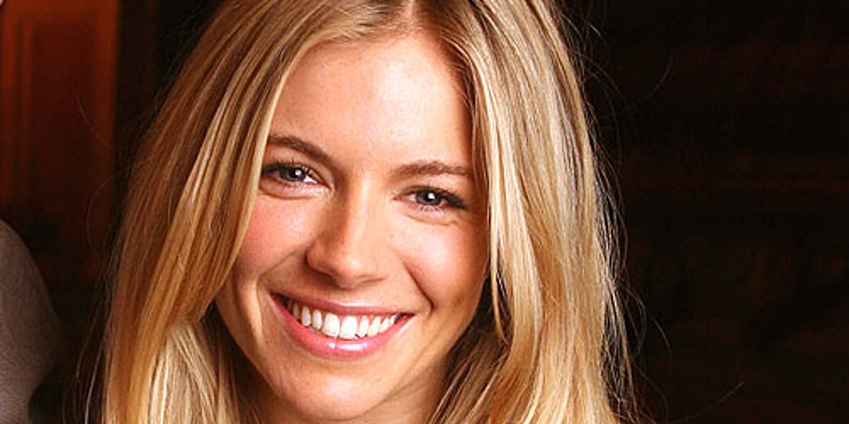 Siena Miller re-introduces Jude Law to family